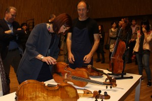 prestamo-de-violines-y-violas-escuela-lutheria-BELE